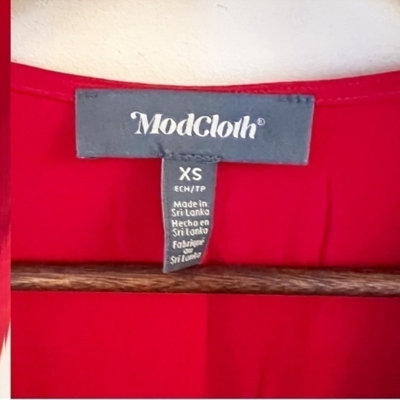 Modcloth As We're Wrapping Up Red Long Sleeve Blouse Size XS NEW Tie Waist - Picture 7 of 8
